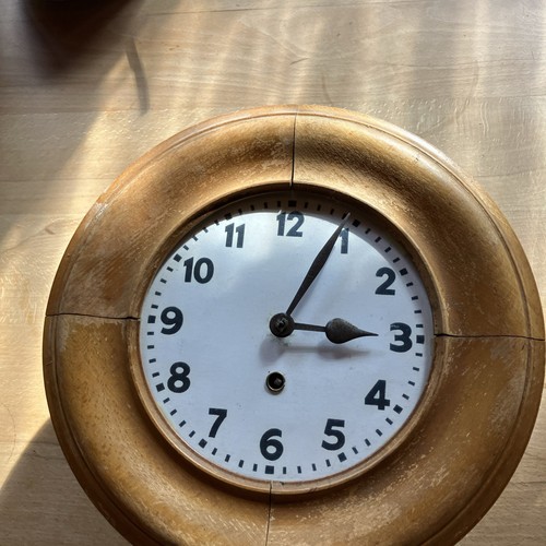 Schöne antike wanduhr - schöne,